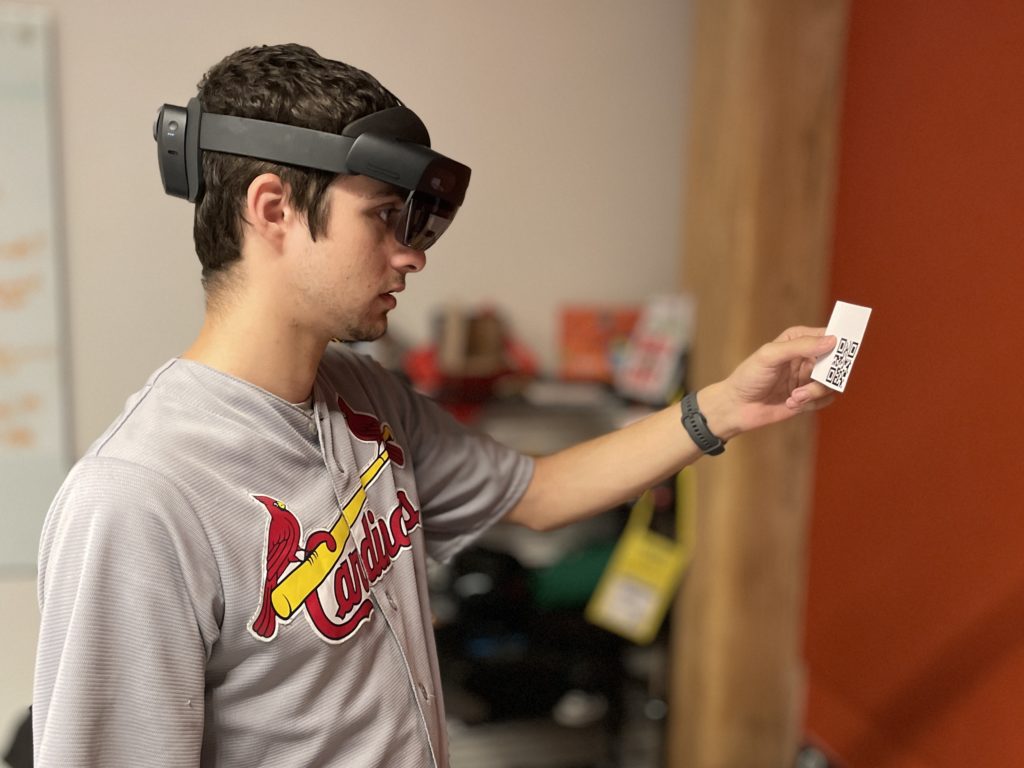 HoloLens-based machine replacement workflow
